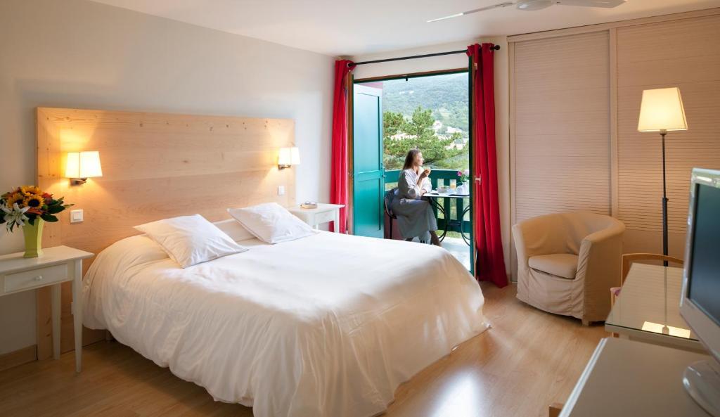 La Pinede Hotel Amelie-les-Bains-Palalda Bilik gambar